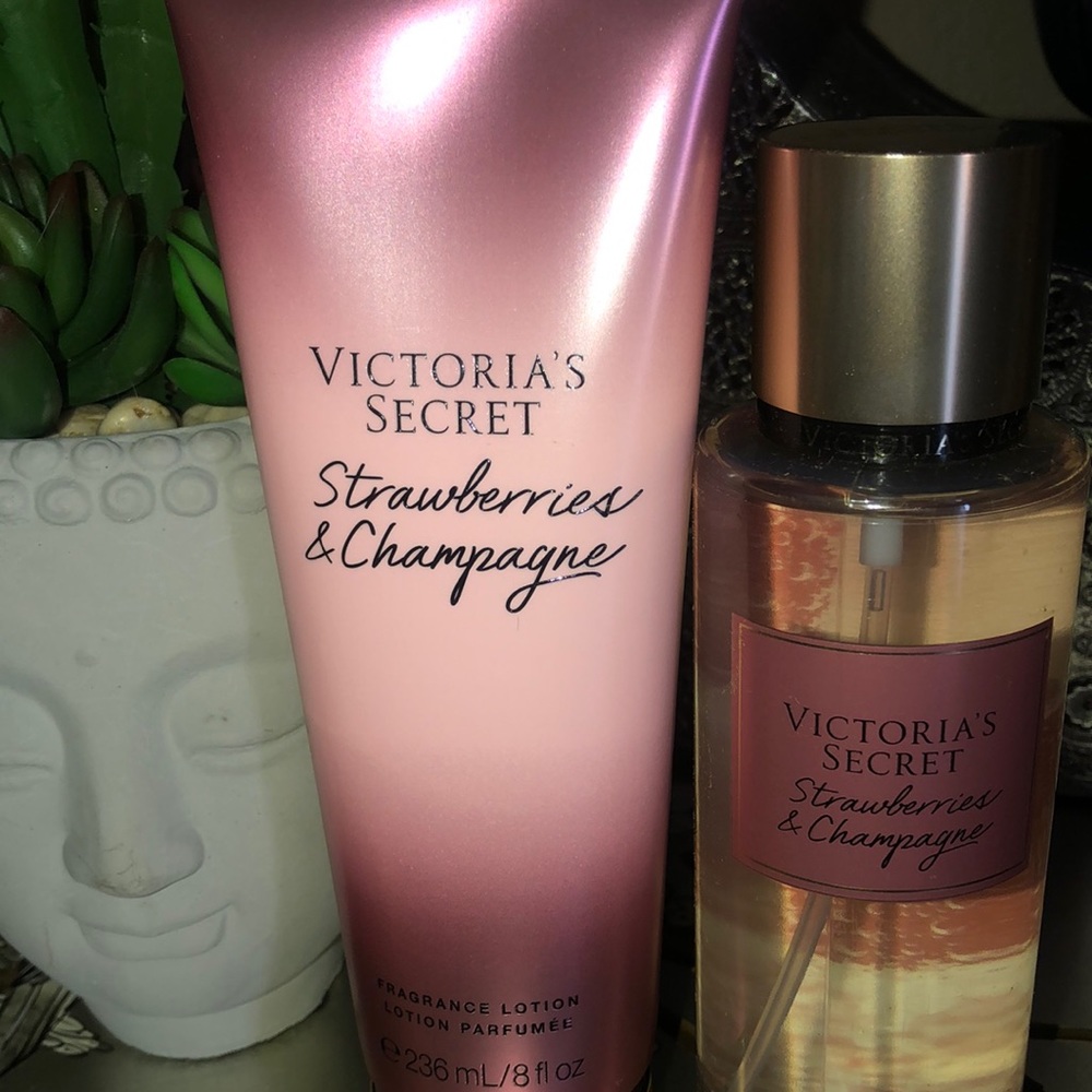 Victoria Secret strawberries and champagne gift set combo